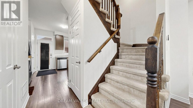 138 CLEANSIDE ROAD, Toronto (Clairlea-Birchmount), Ontario, M1L0C6