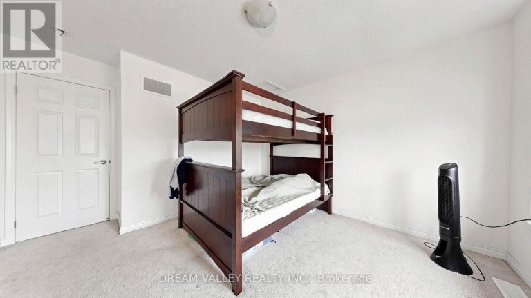 138 CLEANSIDE ROAD, Toronto (Clairlea-Birchmount), Ontario, M1L0C6
