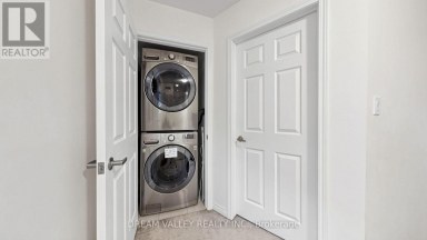 138 CLEANSIDE ROAD Toronto (Clairlea-Birchmount) Ontario photo 36