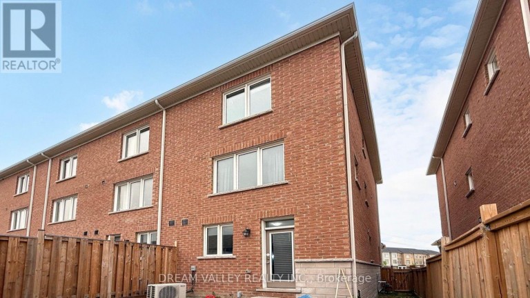 138 CLEANSIDE ROAD, Toronto (Clairlea-Birchmount), Ontario, M1L0C6
