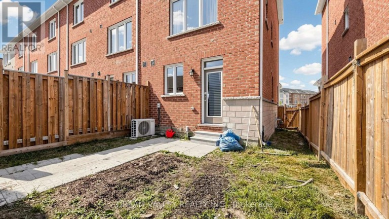 138 CLEANSIDE ROAD, Toronto (Clairlea-Birchmount), Ontario, M1L0C6
