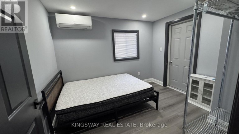 769A THE QUEENSWAY, Toronto (Stonegate-Queensway), Ontario, M8Z1N1