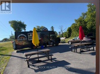 8460 COUNTY RD 2 ROAD Greater Napanee Ontario photo 5