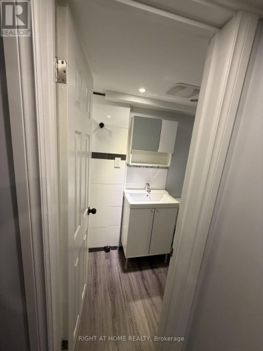 BSMT. - 2238 DELKUS CRESCENT, Mississauga (Cooksville), Ontario, L5A1K7