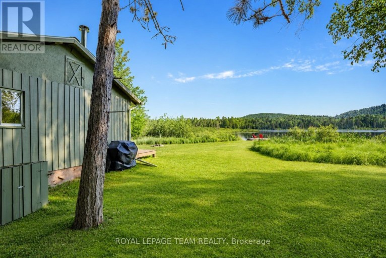 28 BEAS LANE, Brudenell, Lyndoch and Raglan, Ontario, K0J1T0