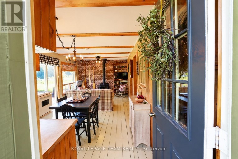 28 BEAS LANE, Brudenell, Lyndoch and Raglan, Ontario, K0J1T0