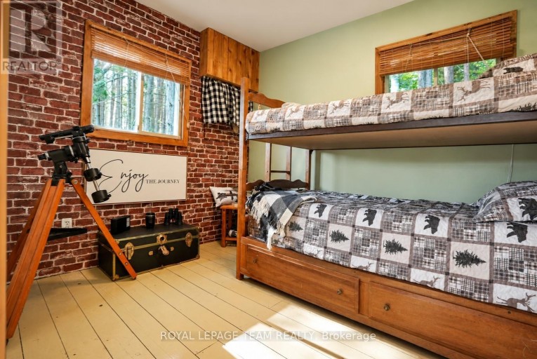 28 BEAS LANE, Brudenell, Lyndoch and Raglan, Ontario, K0J1T0