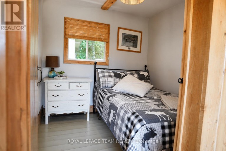 28 BEAS LANE, Brudenell, Lyndoch and Raglan, Ontario, K0J1T0