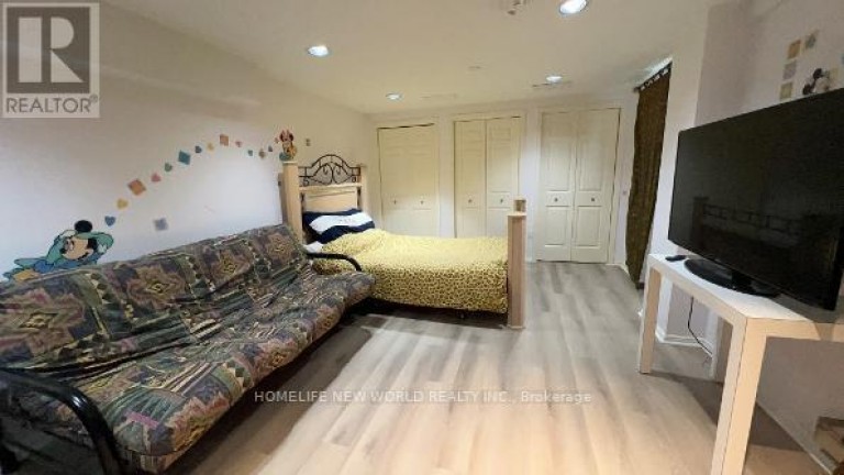 LOWER ROOM1 - 38 MARCELLINE CRESCENT, Toronto (Bayview Village), Ontario, M2K2V7
