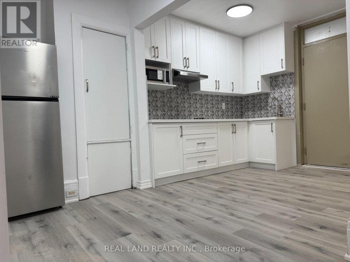 UNIT 3 - 31 KING STREET E, Oshawa (Central), Ontario, L1H1B2