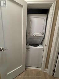 UPPER FLOOR SUITE - 54 HAWMAN AVENUE Vaughan (Vaughan Grove) Ontario photo 14