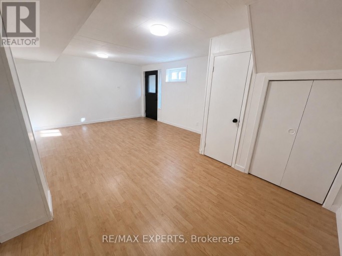 9 BRIDLEWOOD BOULEVARD, Toronto (Tam O'Shanter-Sullivan), Ontario, M1T1P3
