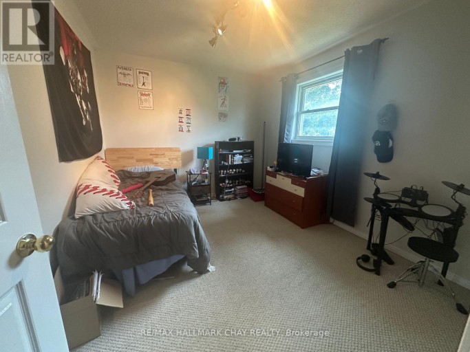 10 LONGMAN DRIVE, Barrie (Northwest), Ontario, L4N7E5