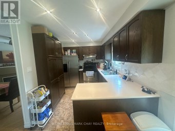 10 LONGMAN DRIVE Barrie (Northwest) Ontario photo 3