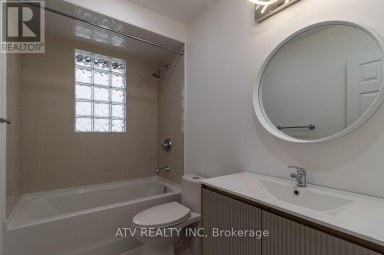 1064 EASTMOUNT AVENUE E Mississauga (Lakeview) Ontario photo 10