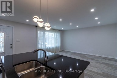 1064 EASTMOUNT AVENUE E Mississauga (Lakeview) Ontario photo 4