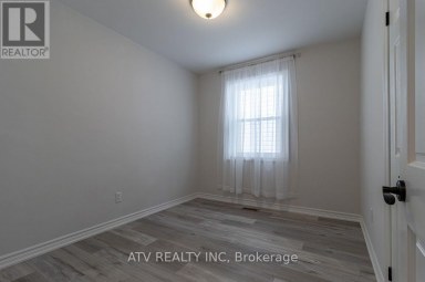 1064 EASTMOUNT AVENUE E Mississauga (Lakeview) Ontario photo 5