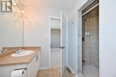 73 LAURENDALE AVENUE Georgina (Keswick South) Ontario photo 17