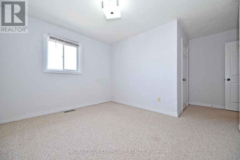 73 LAURENDALE AVENUE, Georgina (Keswick South), Ontario, L4P4G1