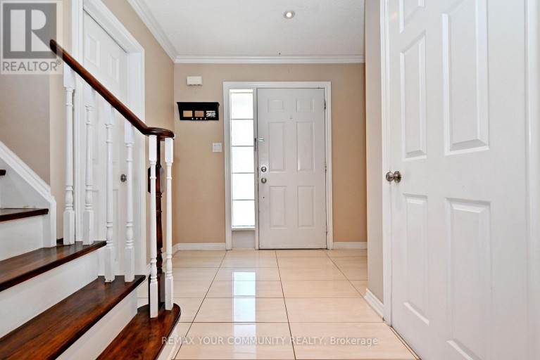 73 LAURENDALE AVENUE, Georgina (Keswick South), Ontario, L4P4G1