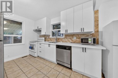 46 STAMFORD SQUARE N Toronto (Clairlea-Birchmount) Ontario photo 13