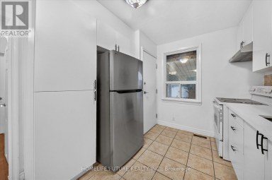 46 STAMFORD SQUARE N Toronto (Clairlea-Birchmount) Ontario photo 14
