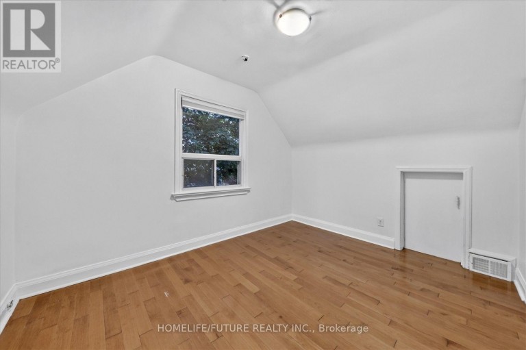 46 STAMFORD SQUARE N, Toronto (Clairlea-Birchmount), Ontario, M1L1X6