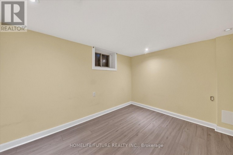 46 STAMFORD SQUARE N, Toronto (Clairlea-Birchmount), Ontario, M1L1X6