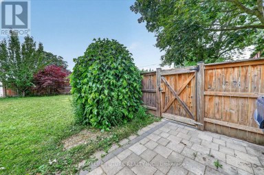 46 STAMFORD SQUARE N Toronto (Clairlea-Birchmount) Ontario photo 37