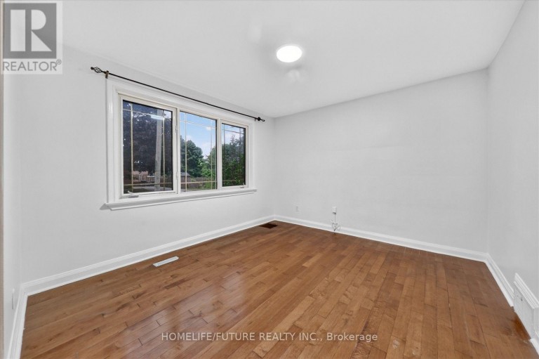 46 STAMFORD SQUARE N, Toronto (Clairlea-Birchmount), Ontario, M1L1X6