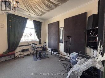 205 - 8791 WOODBINE AVENUE Markham (Buttonville) Ontario photo 1