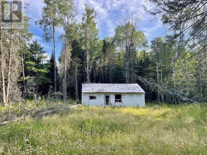 1106 COMMANDA LAKE ROAD, Parry Sound Remote Area (Pringle), Ontario, P0H2R0