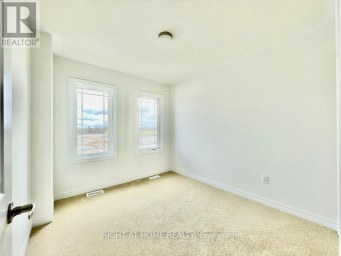 67 MILADY CRESCENT Barrie Ontario photo 11