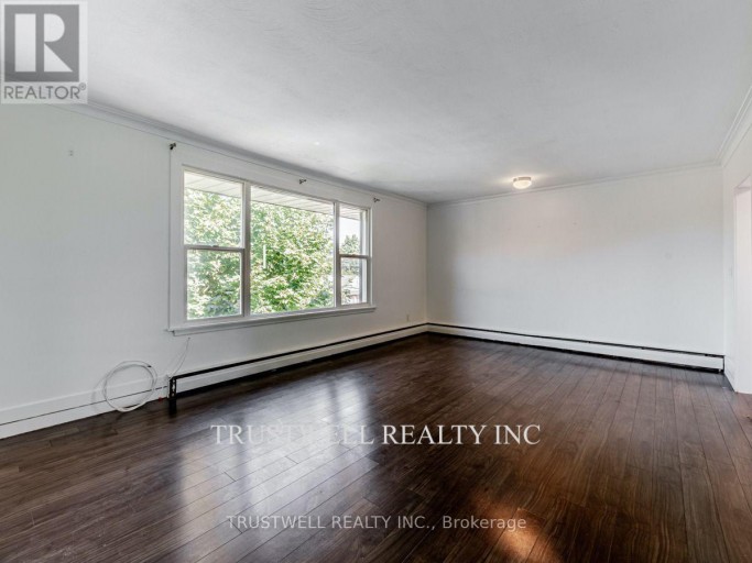 3 - 105 MARY STREET E, Whitby (Downtown Whitby), Ontario, L1N2P3