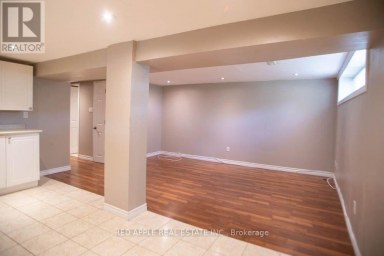 126 LONGFORD DRIVE Newmarket (Bristol-London) Ontario photo 15