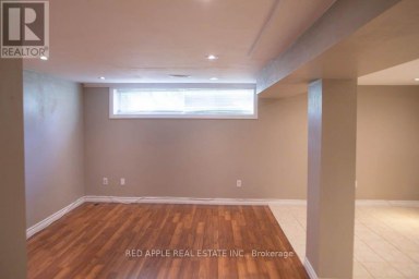 126 LONGFORD DRIVE Newmarket (Bristol-London) Ontario photo 5