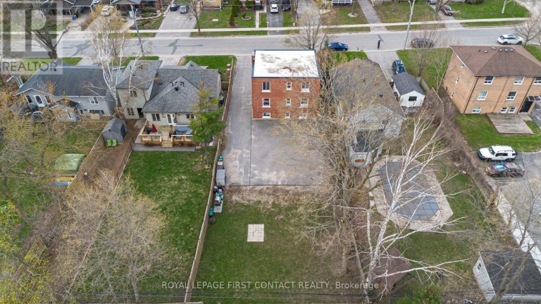 3 - 134 NAPIER STREET, Barrie (Codrington), Ontario, L4M1W5
