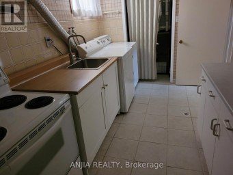 BASEMENT - 1299 SHAMIR CRESCENT Mississauga (Erindale) Ontario photo 11