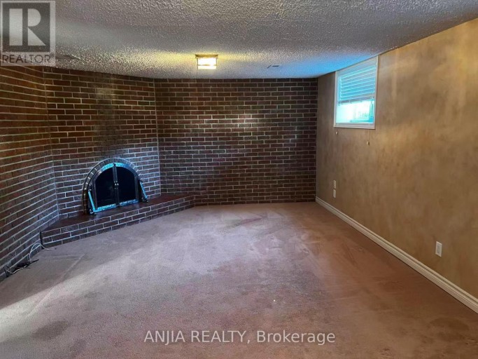 BASEMENT - 1299 SHAMIR CRESCENT, Mississauga (Erindale), Ontario, L5C1L2