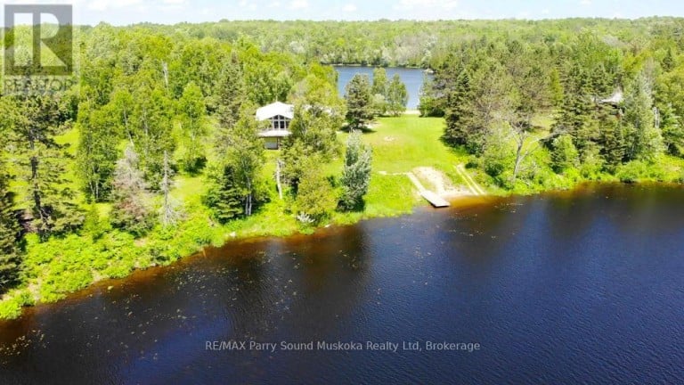3 MAGNET ROAD, Magnetawan (Ahmic Harbour), Ontario