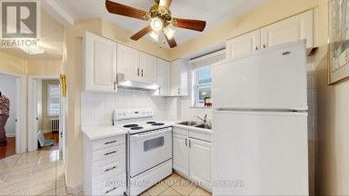 202 VIRGINIA AVENUE Toronto (Woodbine-Lumsden) Ontario photo 12