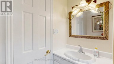 202 VIRGINIA AVENUE Toronto (Woodbine-Lumsden) Ontario photo 20