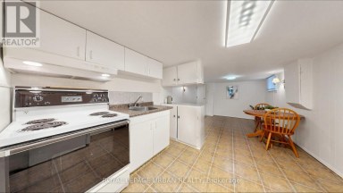 202 VIRGINIA AVENUE Toronto (Woodbine-Lumsden) Ontario photo 32