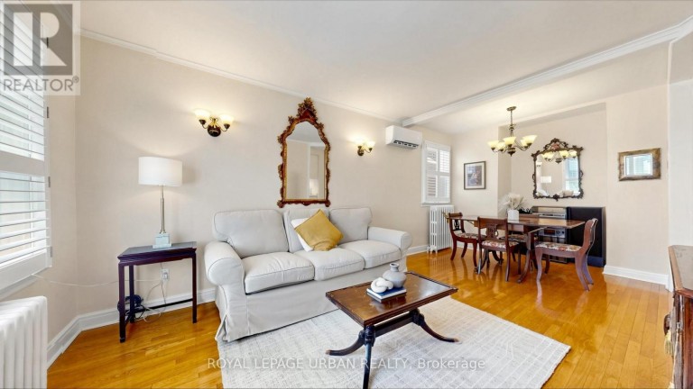 202 VIRGINIA AVENUE, Toronto (Woodbine-Lumsden), Ontario, M4C2T7