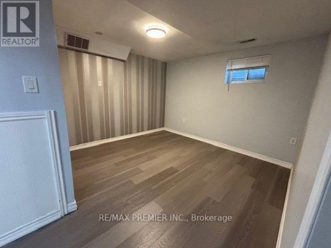 BASEMENT - 33 ALBANY DRIVE, Vaughan (West Woodbridge), Ontario, L4L2X5