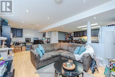 13 CUMBERLAND DRIVE Brampton (Brampton North) Ontario photo 15