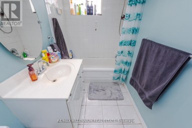 13 CUMBERLAND DRIVE Brampton (Brampton North) Ontario photo 36