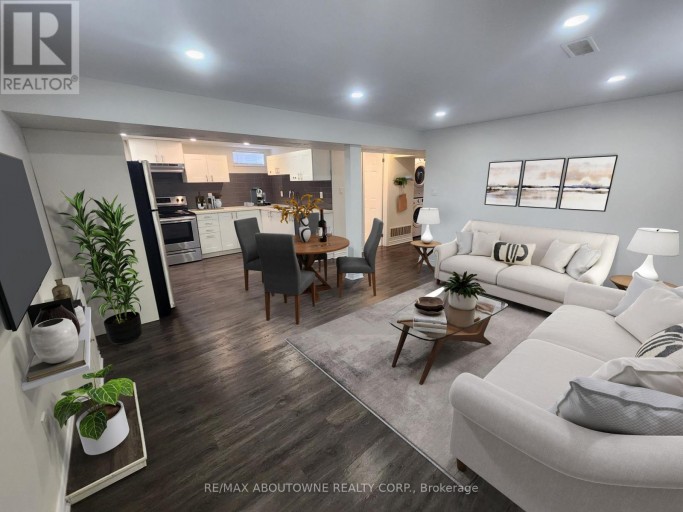LOWER - 18 GREENINGDON DRIVE, Hamilton (Greeningdon), Ontario, L9A3A7