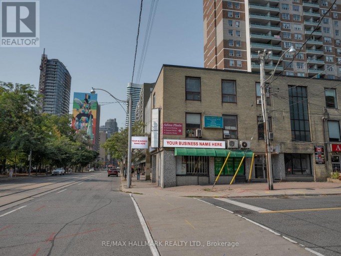 152 CARLTON STREET, Toronto (Cabbagetown-South St. James Town), Ontario, M5A2K1