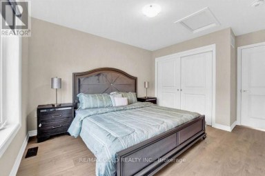 139 - 10 BIRMINGHAM DRIVE Cambridge Ontario photo 19